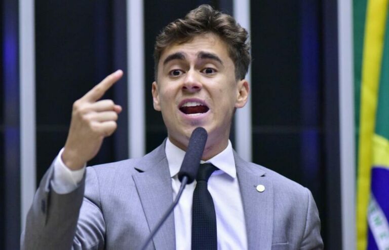 ‘Anistia pra terrorista esquerda apoia’, diz Nikolas sobre Dilma