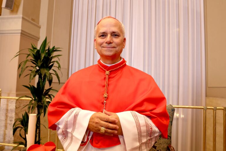 Leão XIV foi o nome escolhido pelo americano Robert Francis Prevost, o novo Papa