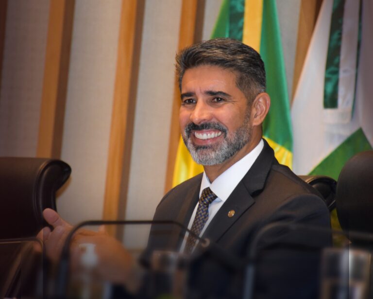 Deputado Roosevelt propõe acesso gratuito a medicamentos como Ozempic e Mounjaro para tratar obesidade e diabetes no DF