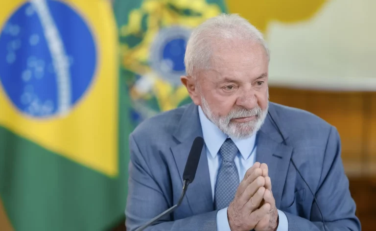 Coisa de ditadura