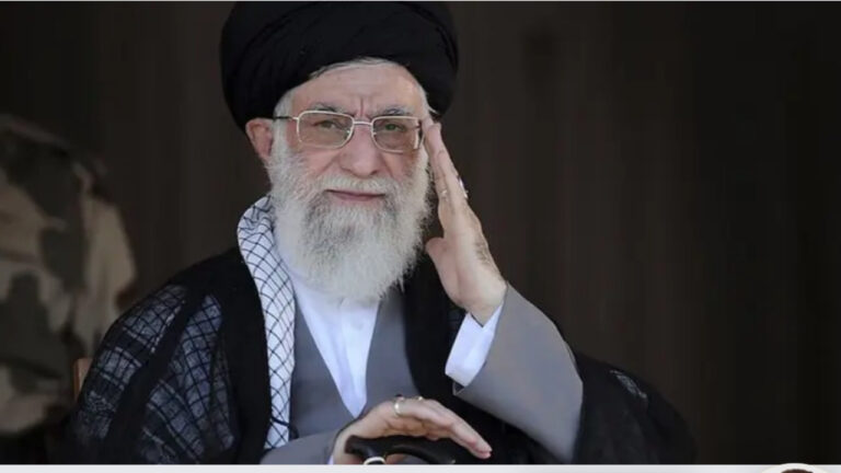 Líder do Irã se isola em bunker e define sucessão em meio à guerra
