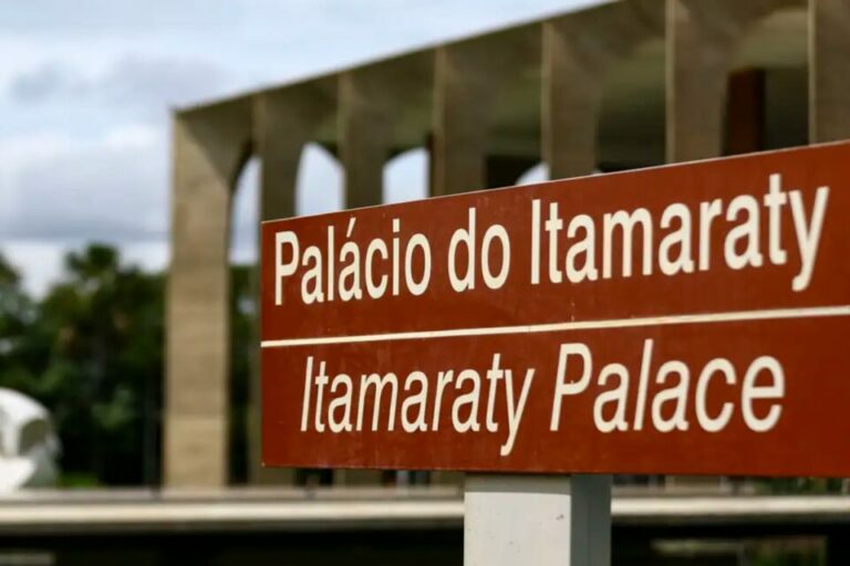Brasileiros criticam nota mentirosa do Itamaraty sobre Israel