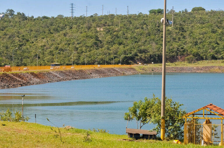 Governador Ibaneis Rocha anuncia construção de duas novas pontes no Lago Sul