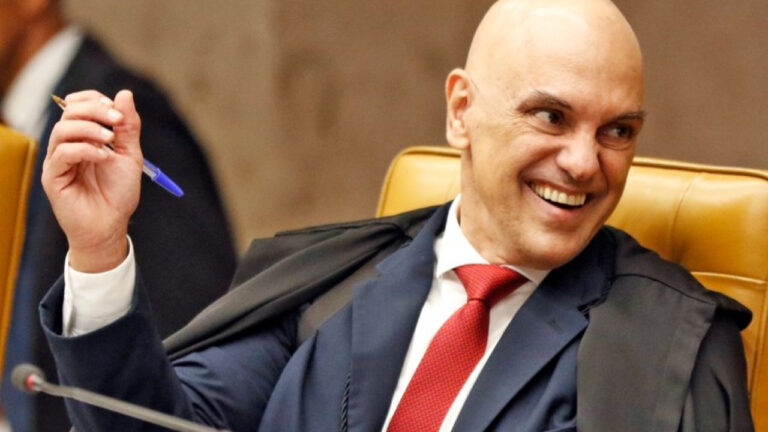 Jurista acusa Moraes de ampliar restrições a Bolsonaro sem respaldo legal