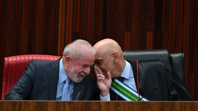 Moraes suspende decretos do governo e do Congresso sobre IOF e convoca audiência de conciliação