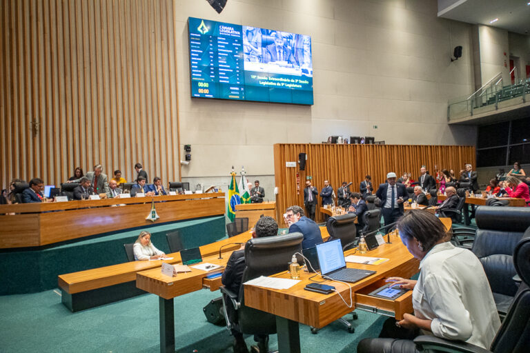 BRB enaltece Brasília na economia e a CLDF dá o aval para compra do Banco Master