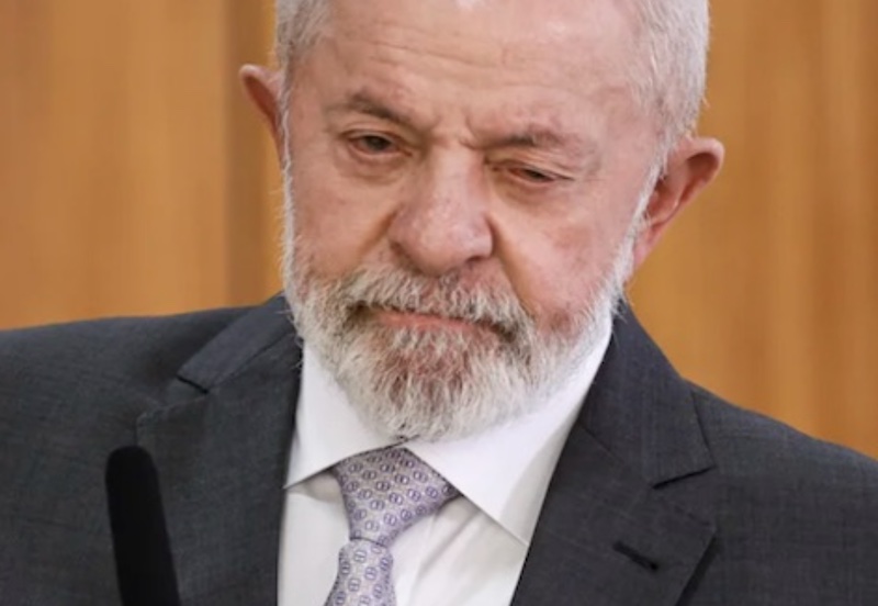 Lula caindo