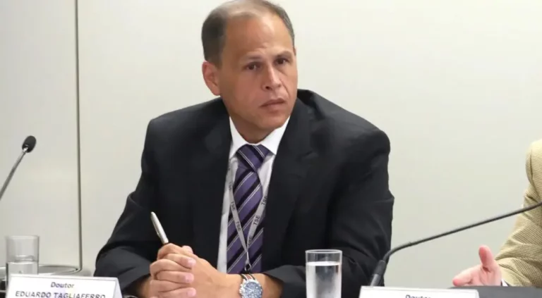 Esquerda em Pânico com declarações de Tagiaferro