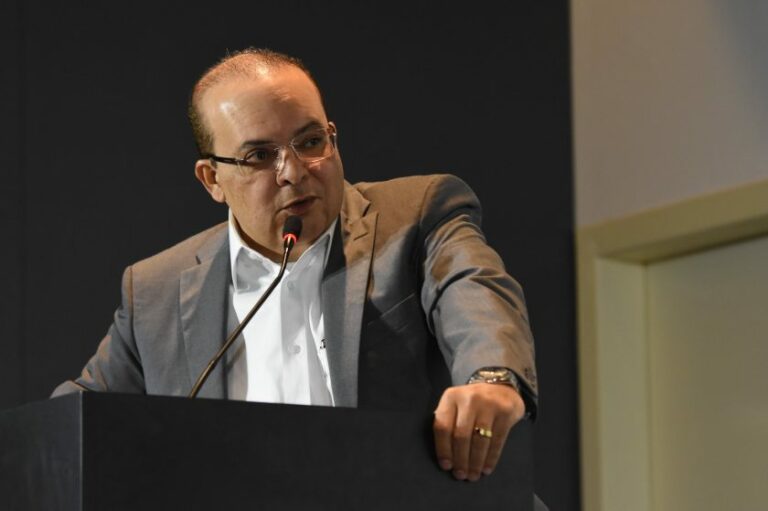 Ibaneis responde ataque de Arruda e vai direto ao ponto: “ele é da República de ladrões”