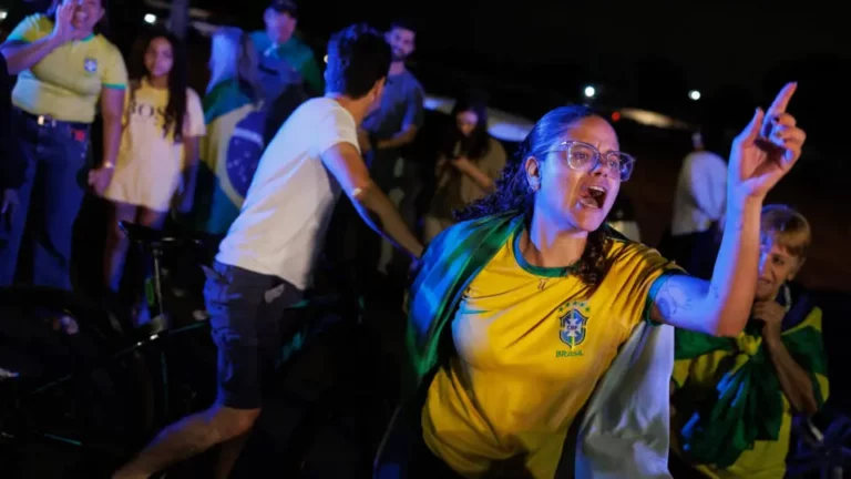 Pesquisa Quaest em redes sociais aponta 42% contra prisão de Bolsonaro e 35% a favor