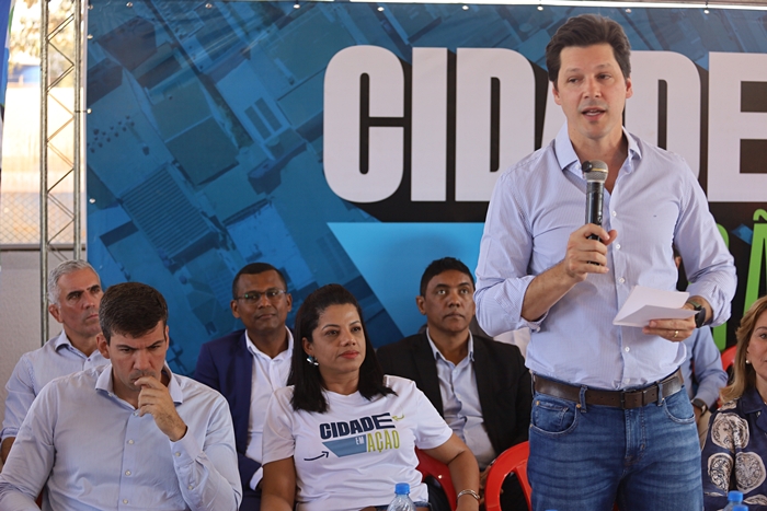 Daniel Vilela e Simone