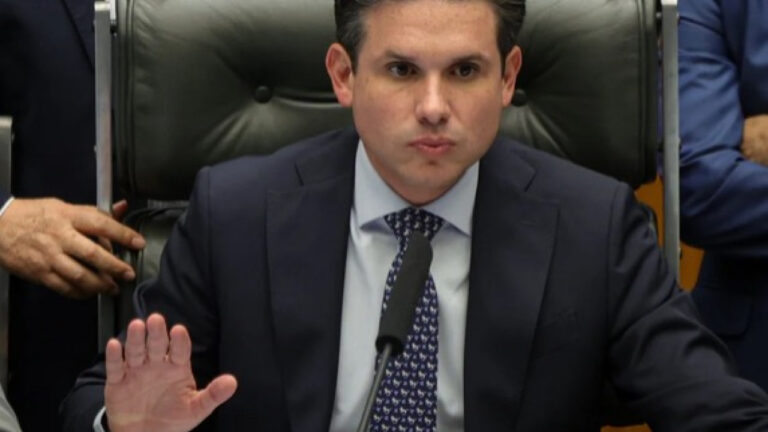 Em nota, Câmara reage a Flávio Dino