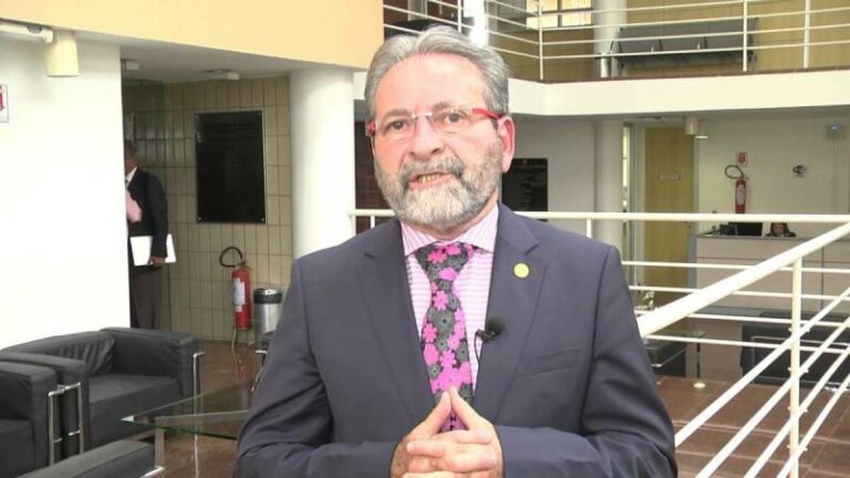 Conselho Federal de Medicina responde Moraes