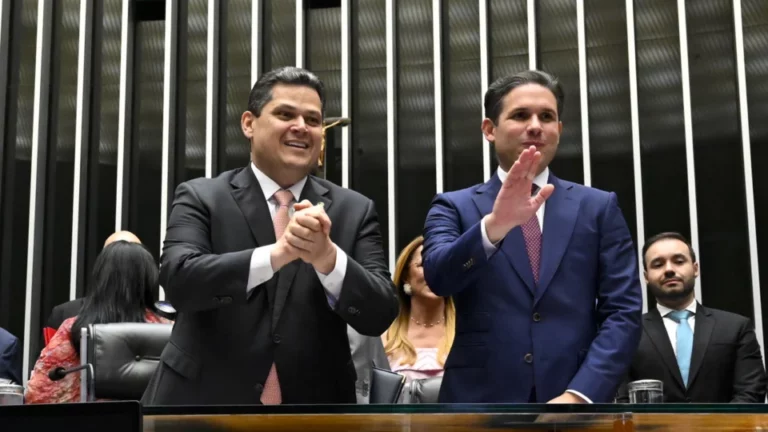 Veto à dosimetria vira moeda de troca para o Centrão barrar CPMI do Master