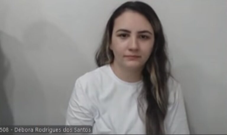 Para condenar “Débora do baton” Moraes usou mensagens ‘apagadas’