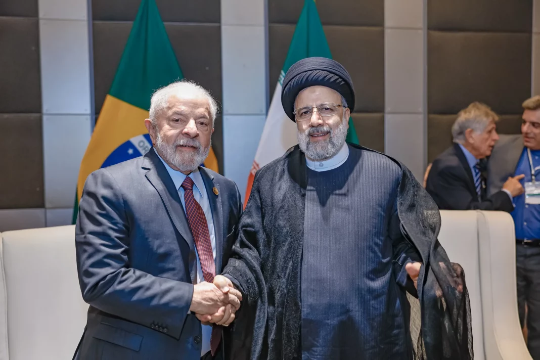 Lula e Ali Khamenei