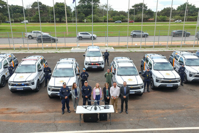 Novas viaturas e drone entregues à PMDF reforçam segurança no Distrito Federal