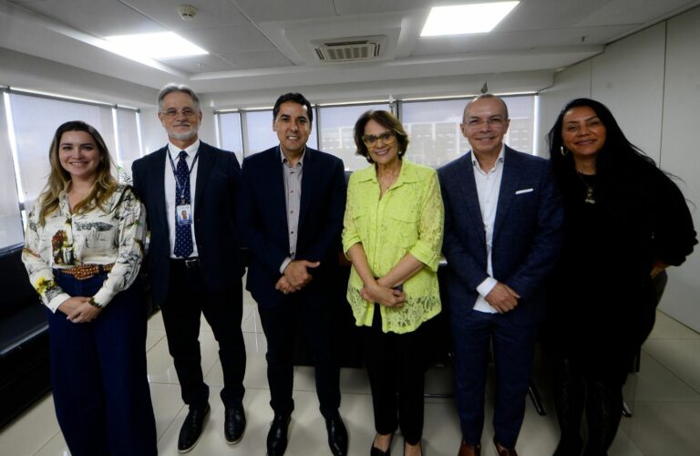 Senadora Damares Alves e governo articulam conclusão de obras no HRAN