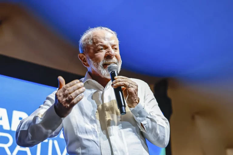 Pacote de estímulos não gera efeito nas pesquisas e Lula ativa “modo desespero”