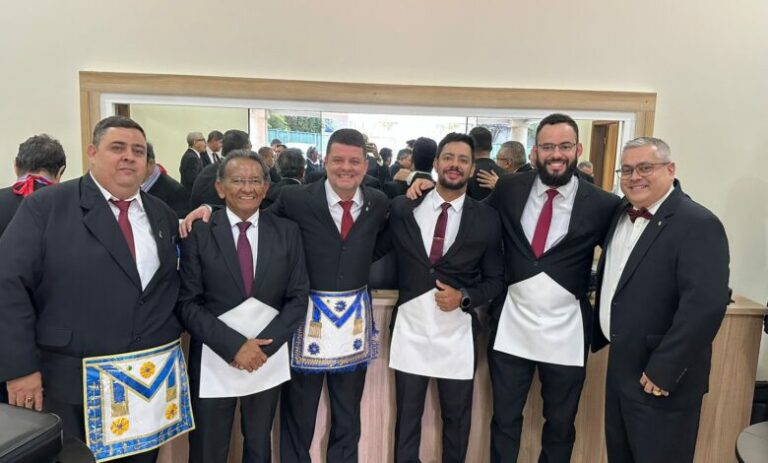 Loja maçônica empossa nova diretoria no Jardim Botânico com presença de lideranças do DF
