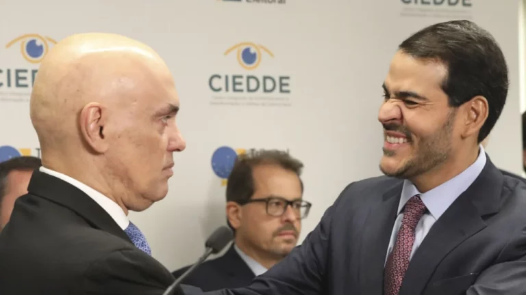 Moraes coloca AGU em maus lençóis. “Se não deve, não tema!”