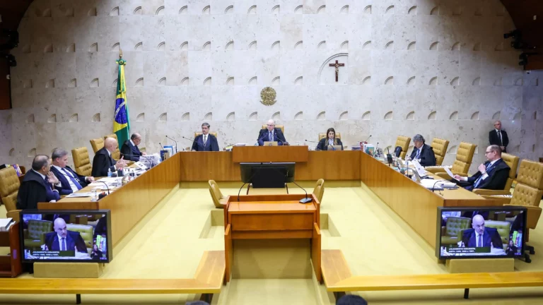 Próximo presidente poderá indicar 4 ministros e redesenhar STF se Lula não fizer nova escolha