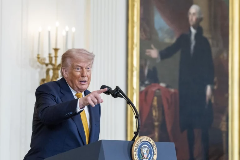 Governo Trump oficializa novo tarifaço ao Brasil por práticas comerciais desleais
