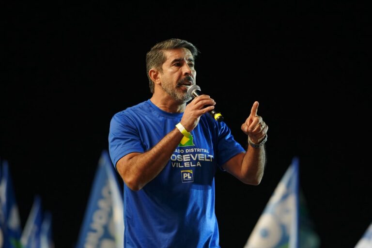 PL-DF oficializa candidatura de Roosevelt Vilela à reeleição durante convenção partidária