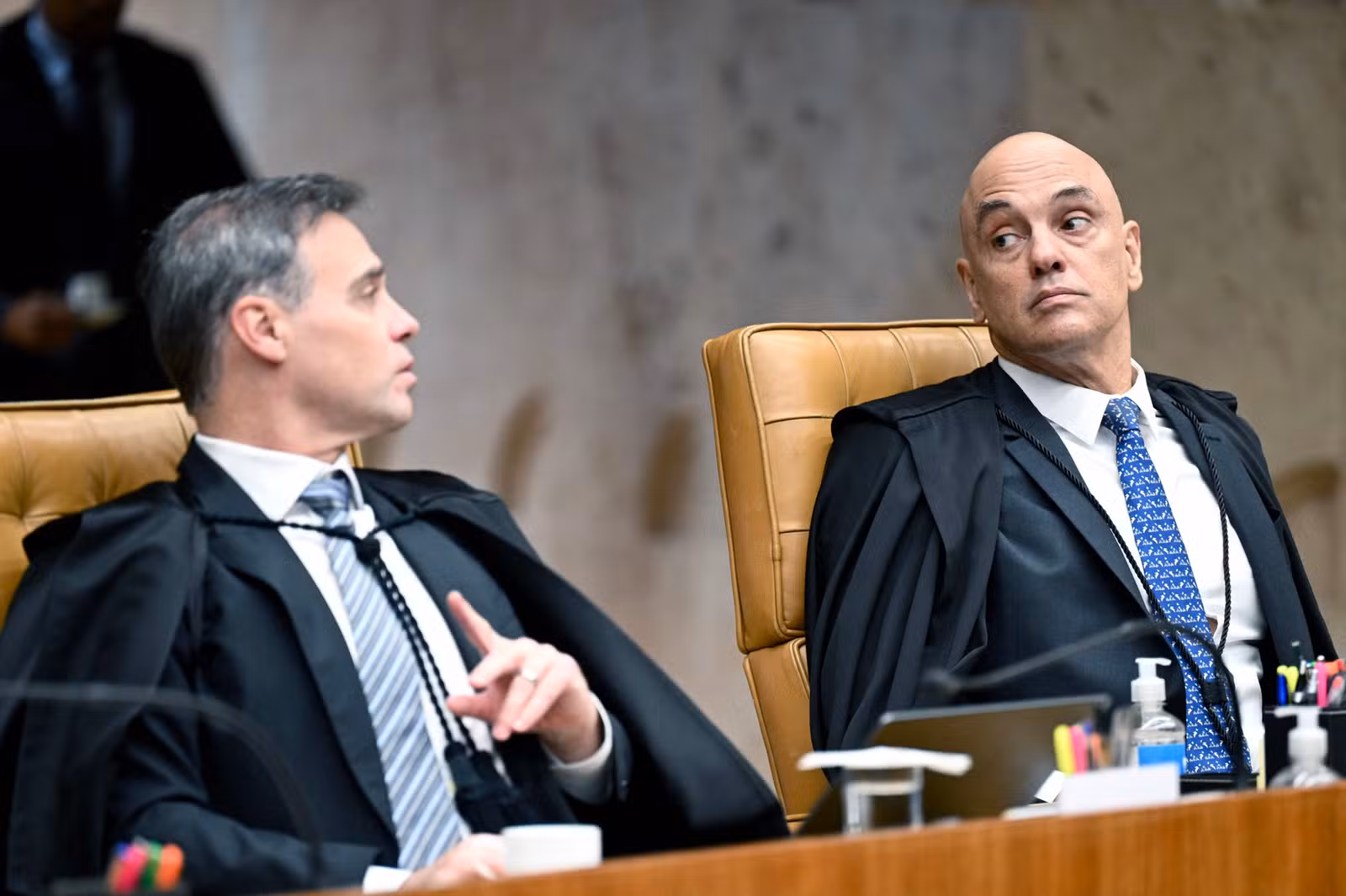 Mendonça X Moraes