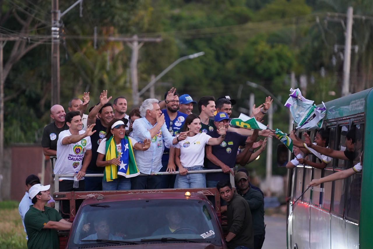 Daniel Vilela e Caiado lideram megacarreatas com 2,5 mil veículos no Entorno do DF